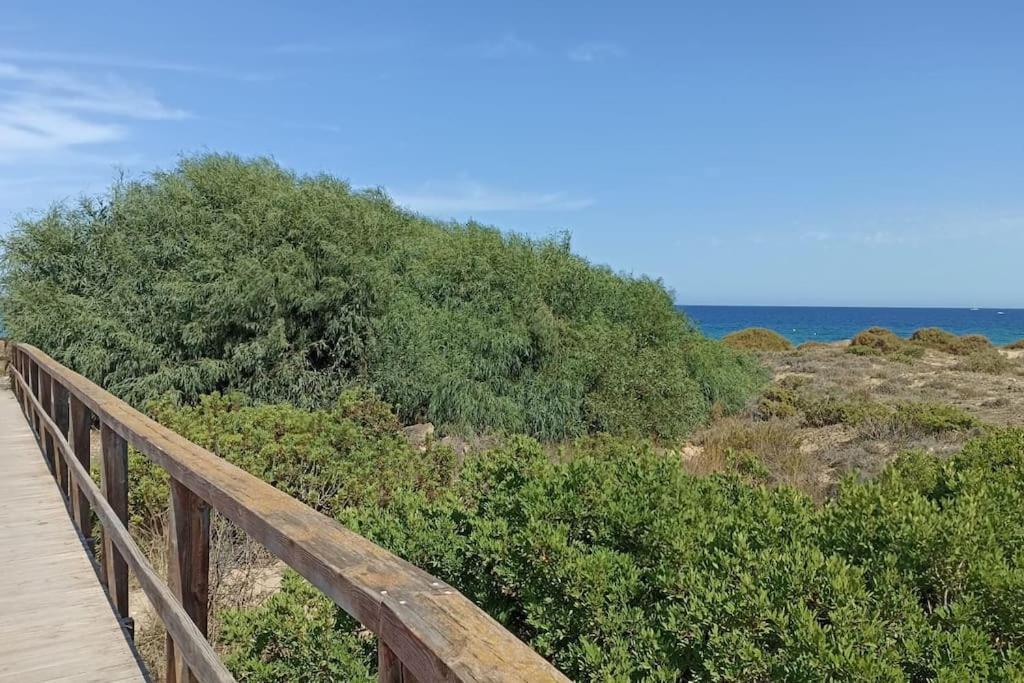 ארנאלס דל סול Bungalow En Primera Linea Del Mar מראה חיצוני תמונה