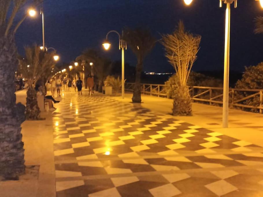ארנאלס דל סול Bungalow En Primera Linea Del Mar מראה חיצוני תמונה